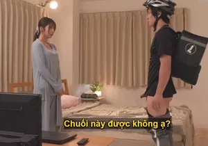 CHUC-042 Himari, một sinh viên đại học kiếm sống bằng cách làm việc bán thời gian tại một quán bar và hẹn hò với một ông trùm đường phố