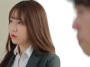 Bố Ông xã háo sắc luôn cương cứng khi thấy người yêu của con trai xinh đẹp nên đã…