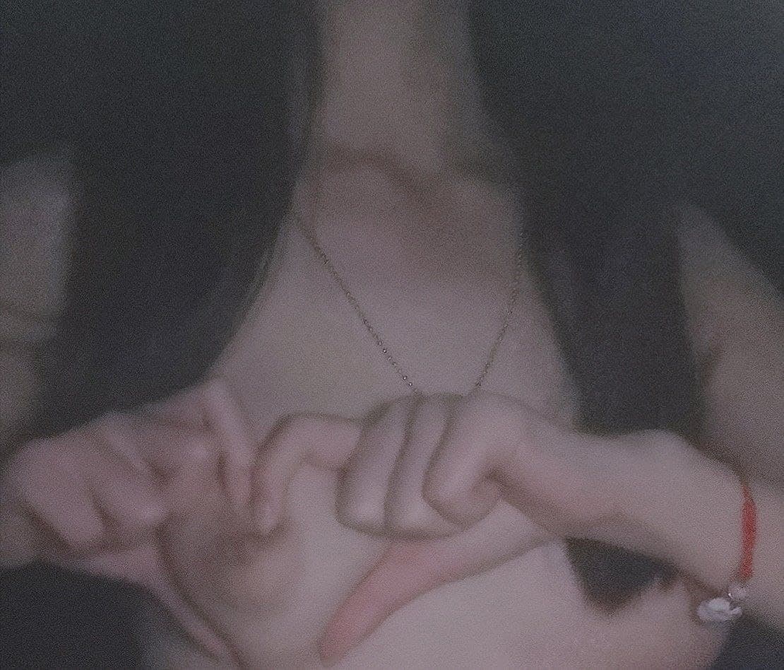 Tên tù vượt ngục và vợ trẻ đáng thương