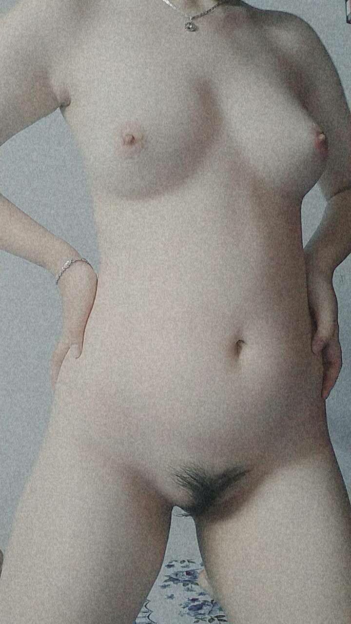 Anh gia sư bất lực trước cô học trò không lo học chỉ muốn chịch