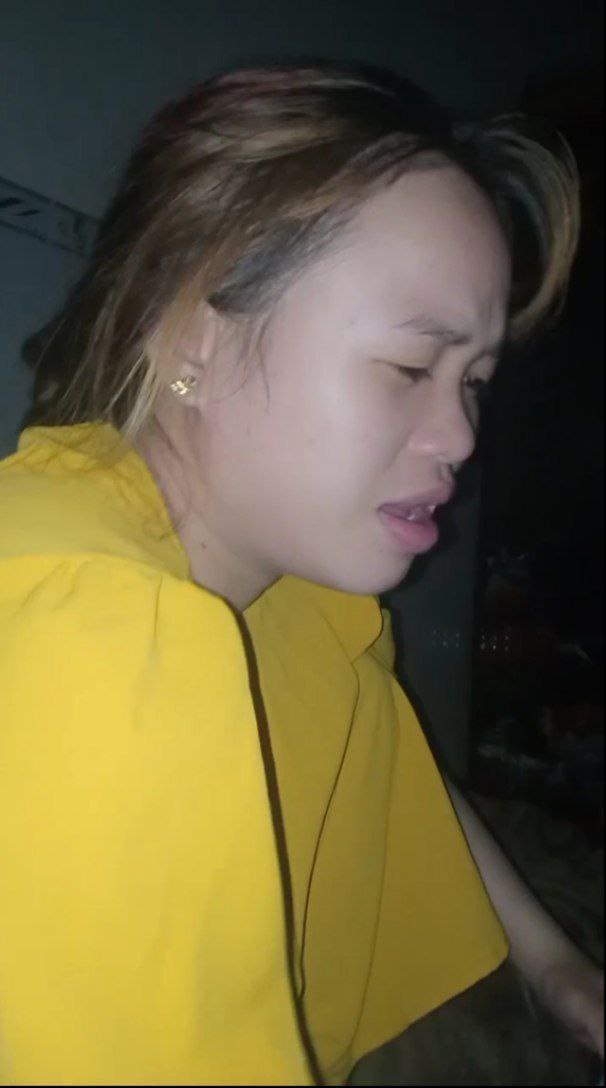 [Vợ đổi vợ học giả hàng đầu] Cô thợ làm móng 23 tuổi, mông tròn bị hai người đàn ông thay phiên nhau quan hệ và hét lên sung sướng...